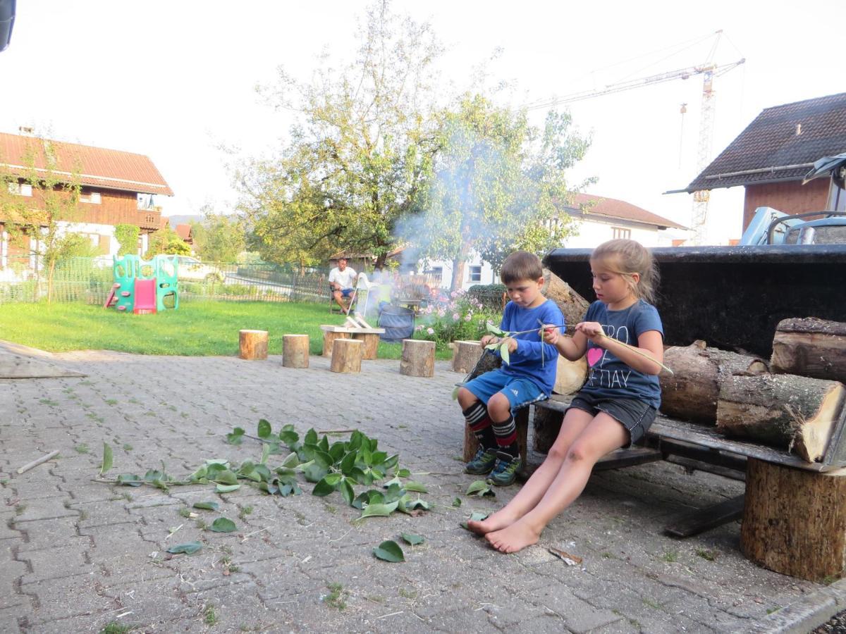 Landhaus Familie Doll Ferienwohnung Emerde Bichl Luaran gambar